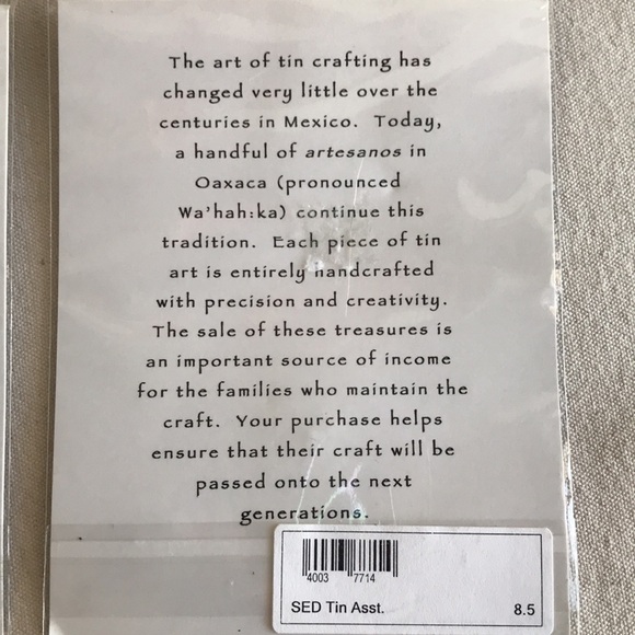 Oaxaca Christmas Ornament Handcrafted tin art  4.5” height 3.5” wide - Picture 5 of 6